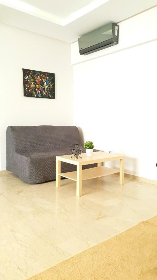 Appartement Au Centre De Mohammedia, A 2Mn De La Plage Luaran gambar