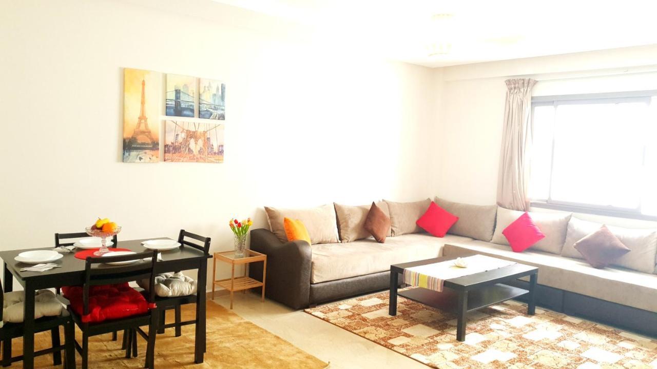 Appartement Au Centre De Mohammedia, A 2Mn De La Plage Luaran gambar